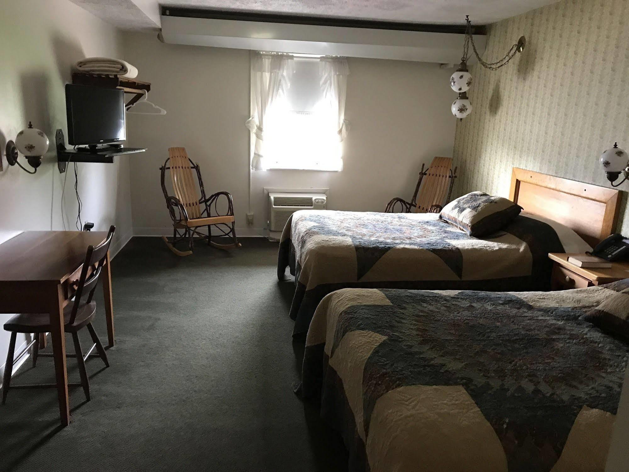 Grantsville Casselman Inn מראה חיצוני תמונה