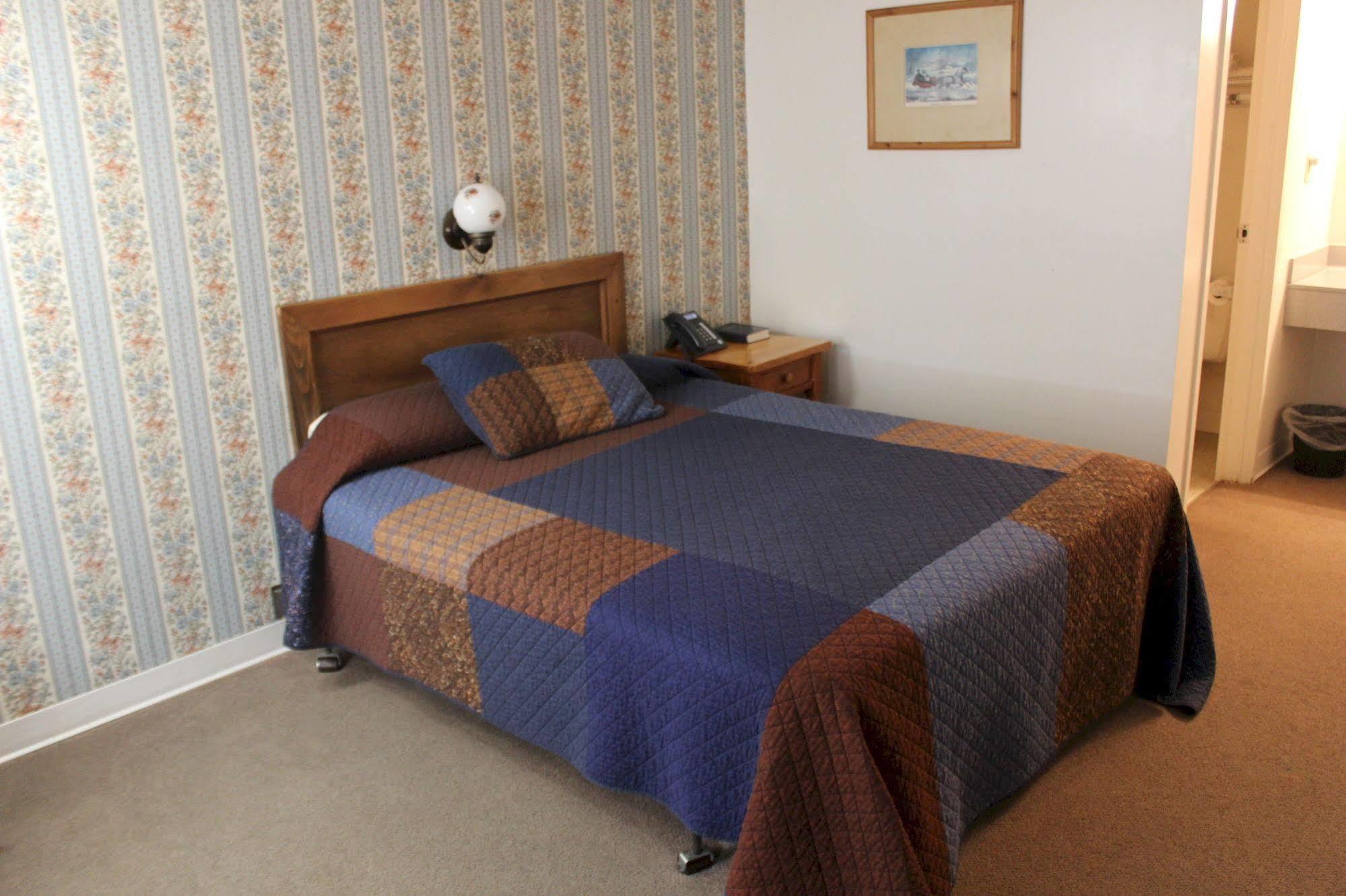 Grantsville Casselman Inn מראה חיצוני תמונה