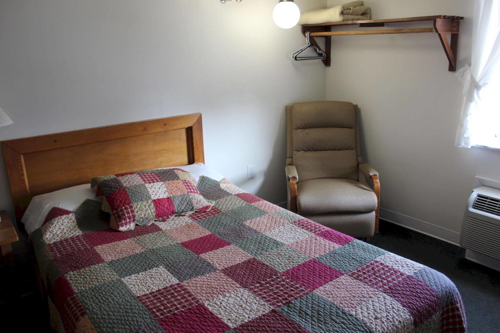 Grantsville Casselman Inn מראה חיצוני תמונה
