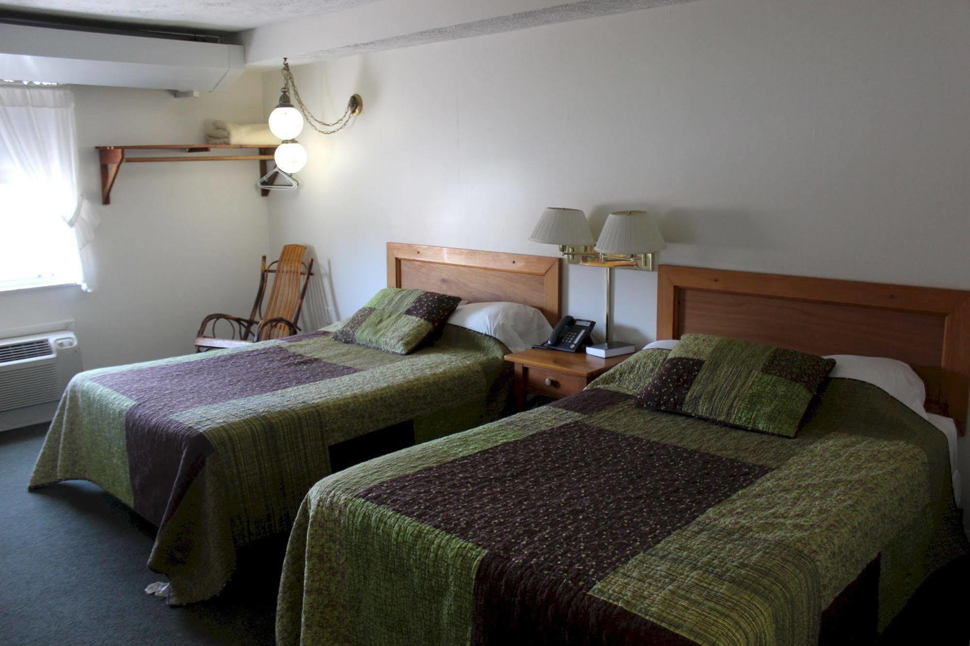 Grantsville Casselman Inn מראה חיצוני תמונה