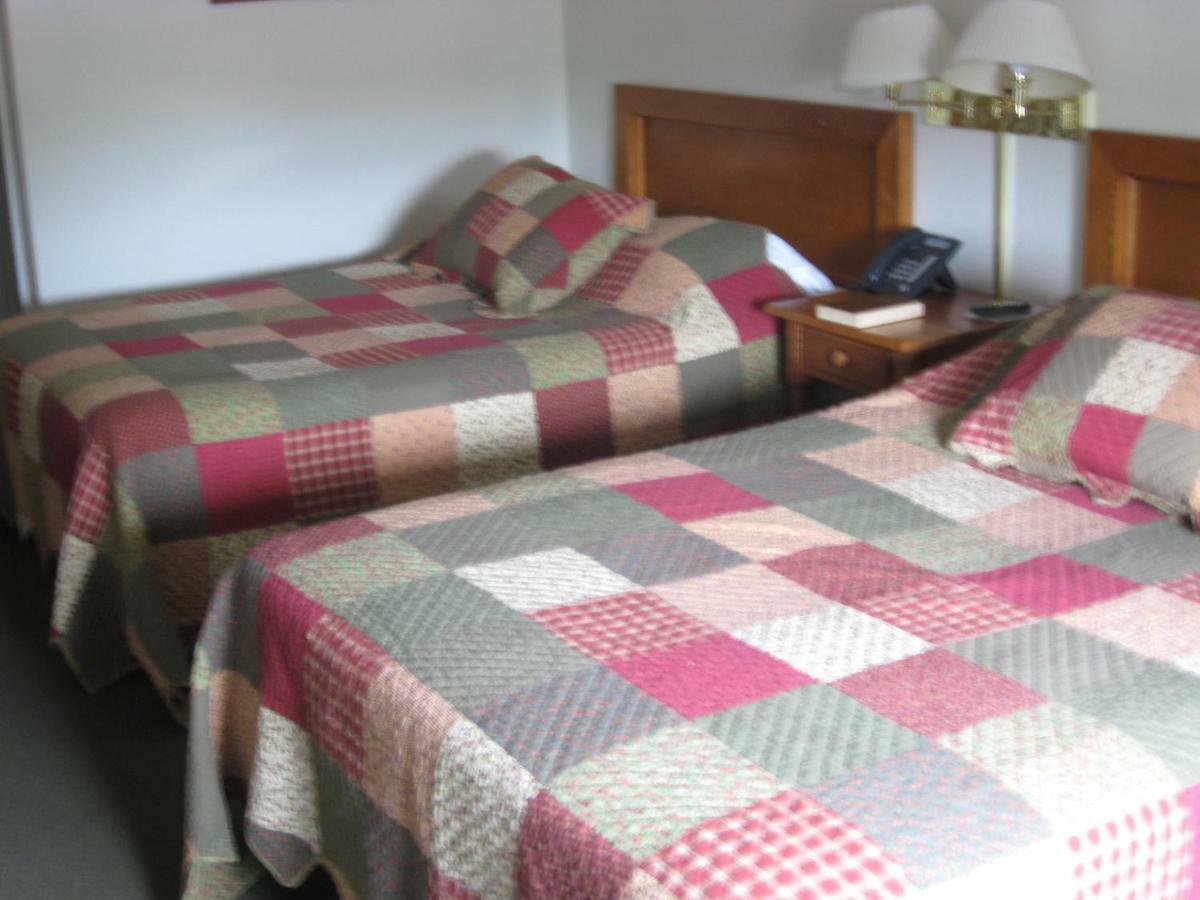 Grantsville Casselman Inn מראה חיצוני תמונה